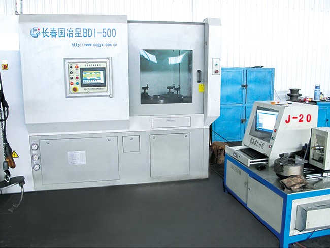 自動平衡機+打標(biāo)機